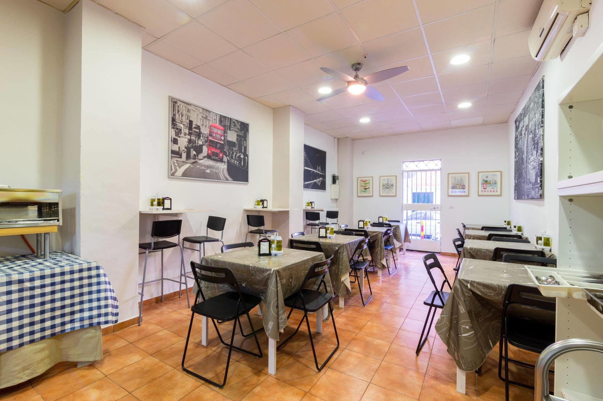 Hostal Jentoft Sevilla Dış mekan fotoğraf