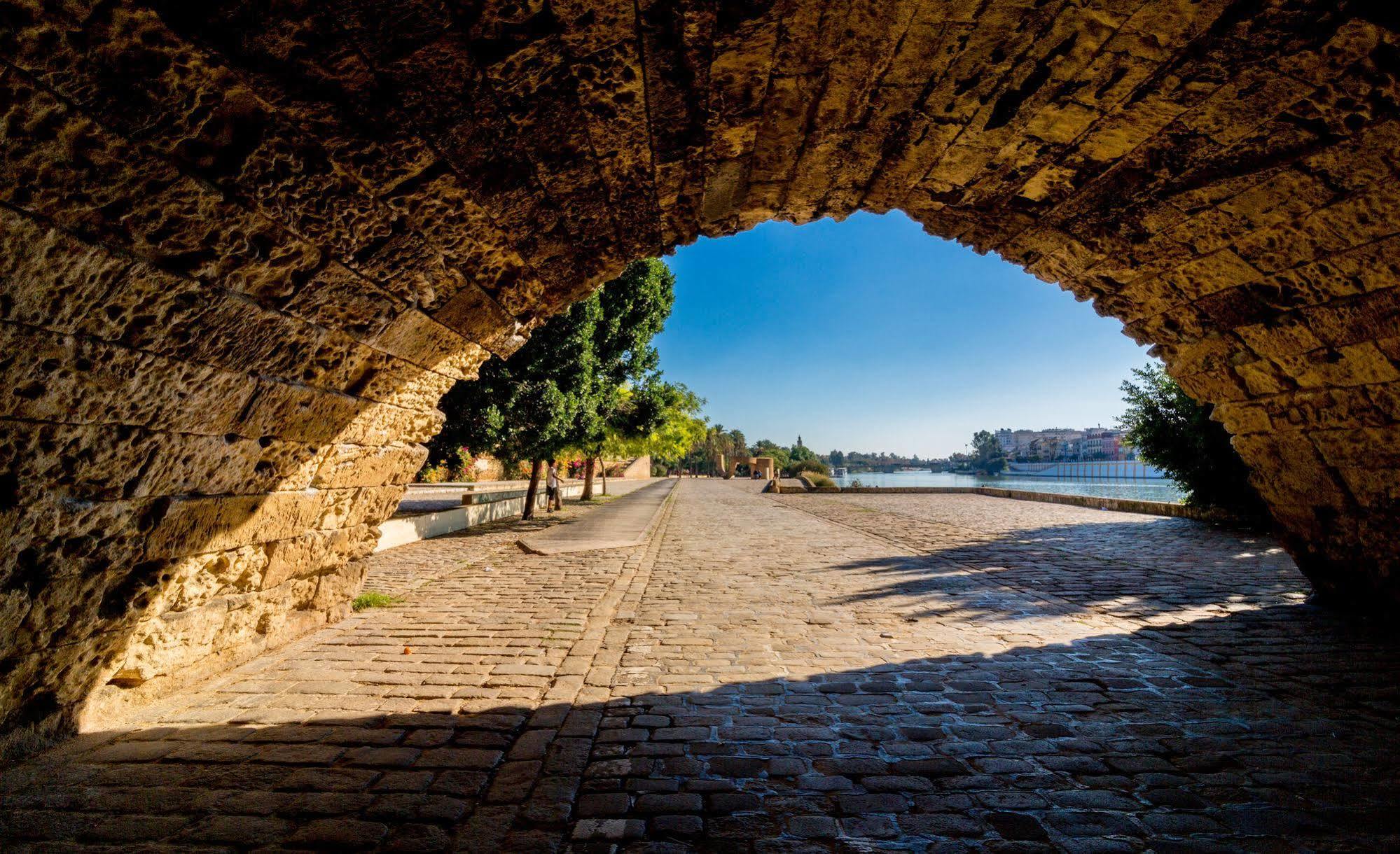Hostal Jentoft Sevilla Dış mekan fotoğraf